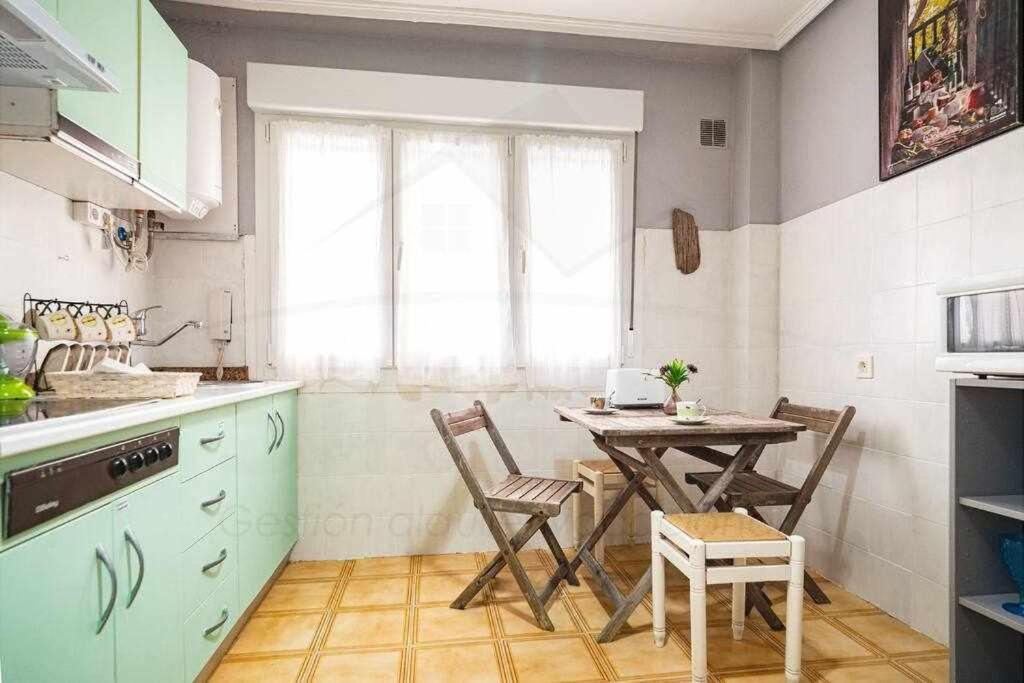 La Capilla Apartamento Oviedo Eksteriør billede